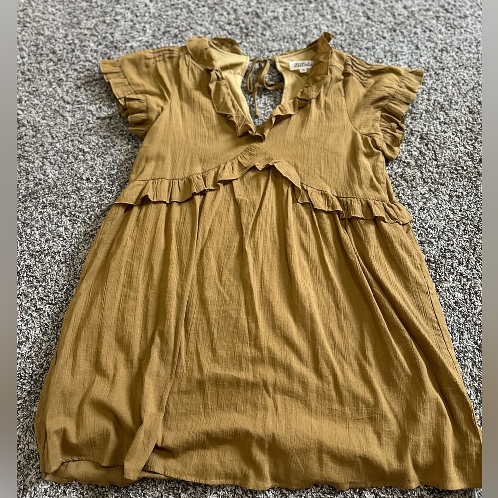 Listicle brand dress